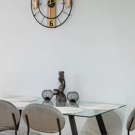 Family - Free Parking Apartament Tirana